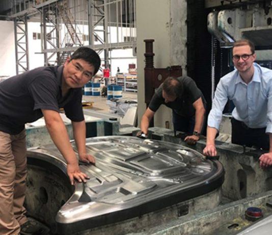 A Class Aluminum Hood Outer Panel Within Tolerance in the First Tool Tryout: The Push Mold Project